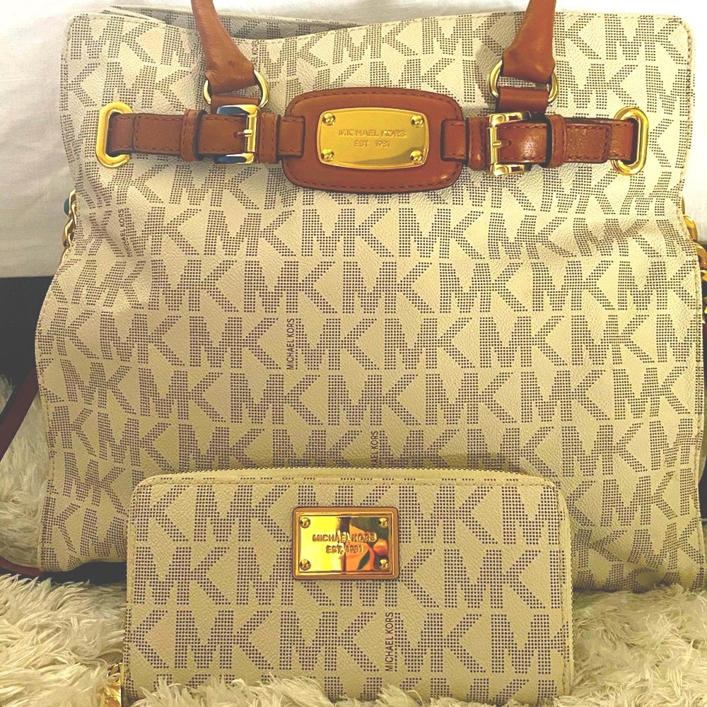 Michael Kors Shoulder Bag